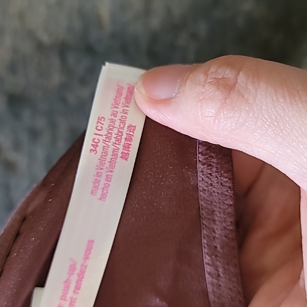 2 bras - Picture 3 of 7